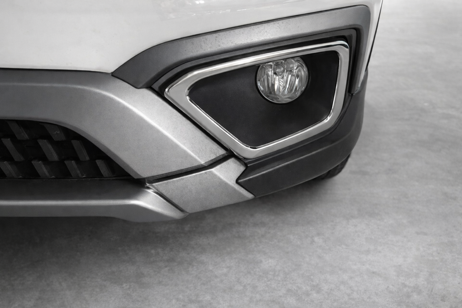 Fiat Egea HB/CROSS 2020 Üzeri Sis Farı Çerçevesi 2 Parça Bütün Model