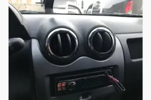 Dacia Sandero 2006-2012 Arası Krom Havalandırma Çerçevesi 4 Prç. Paslanmaz Çelik