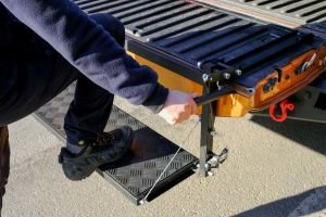 Universal Pick-Up Katlanır Kasa Basamağı Siyah