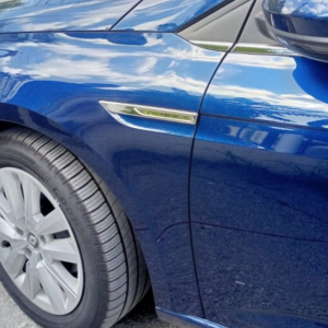 Renault Megane 4 HB/SD Çamurluk Sinyal Çıtası (Makyajlı Kasa) 2020 - 2023 Arası  P.Çelik