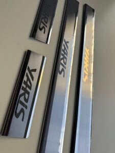 Toyota Yaris Krom Kapı Eşiği Takımı 2012-2019 Arası Paslanmaz Çelik