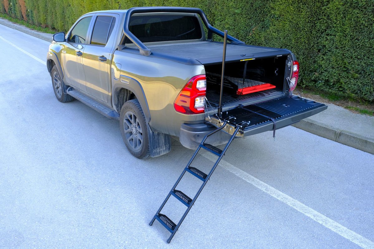 Universal Pick-Up Kasa Merdiveni