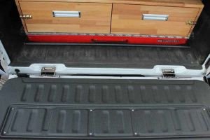 Mitsubishi L200 Bagaj Açma Kapama Sistemi ve Amortisör Seti 2006-2014 Arası