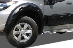 Mitsubishi L200 Çamurluk Dodik Seti 4 Parça Abs 2015-2019 Arası