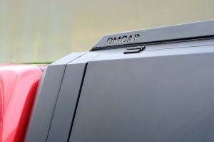 OMSA Toyota Hilux Omcap Camlı Kabin Camp Paslanmaz Çelik 2015 ve Sonrası