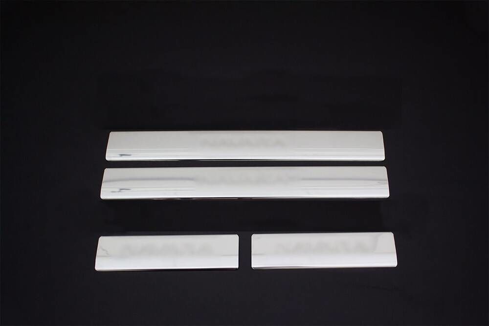 OMSA Nissan Navara Krom İç Kapı Eşiği 4 Parça 2006-2015 Arası